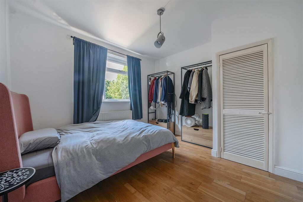 22-682225e87bdd5-1290452-ARW-22 .jpg