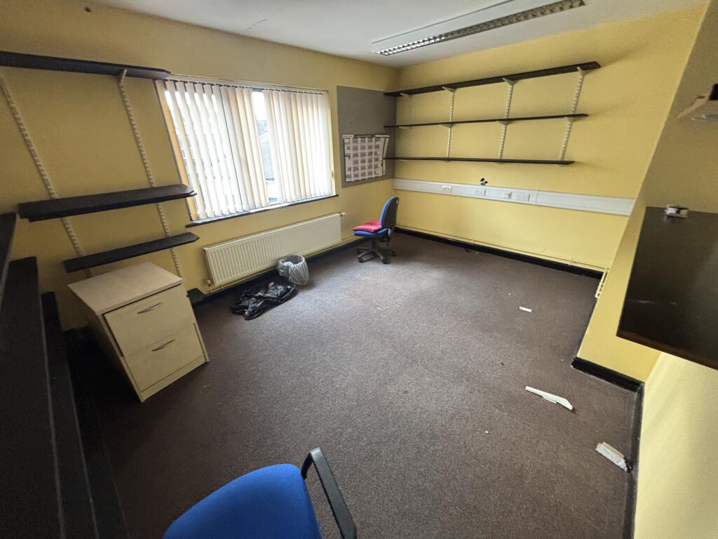 SECOND FLOOR OFFICE T202511071704.jpg