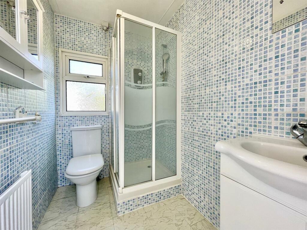 SHOWER.jpg
