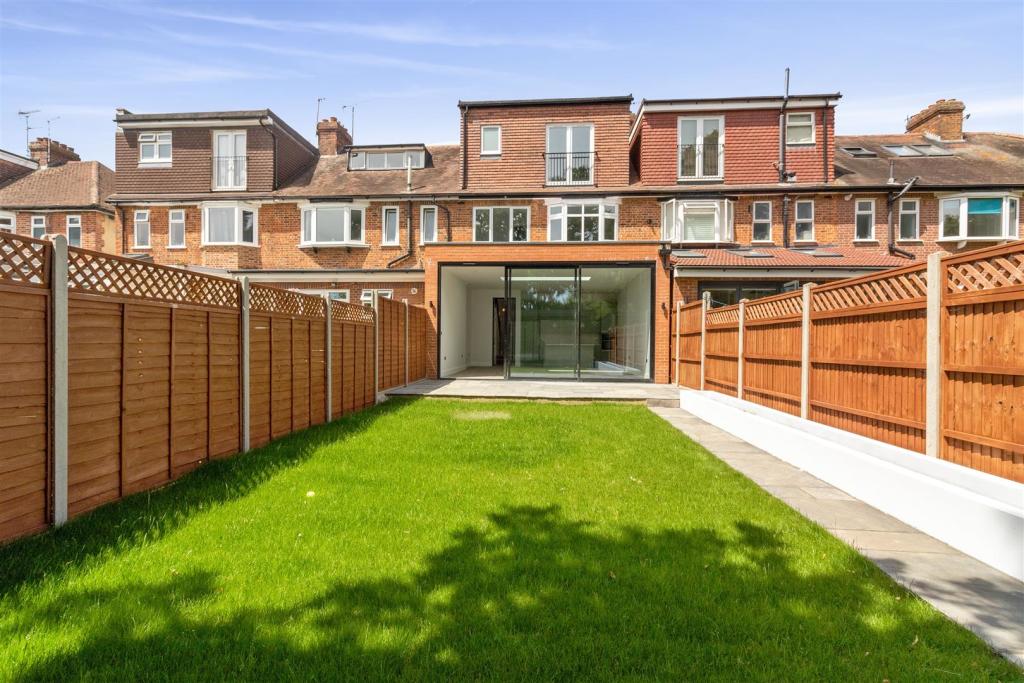 South East Facing Rear Garden