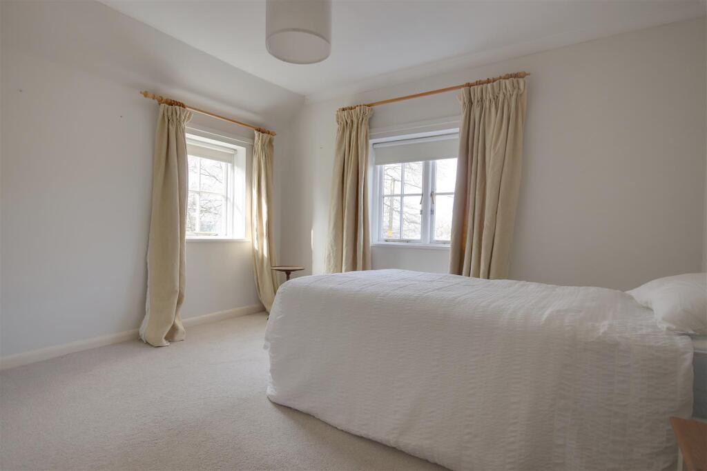 Bedroom.jpg