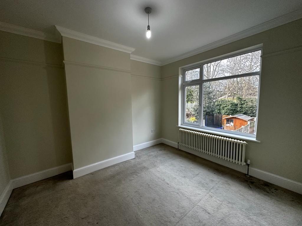 3 Bedroom, 2 Reception House