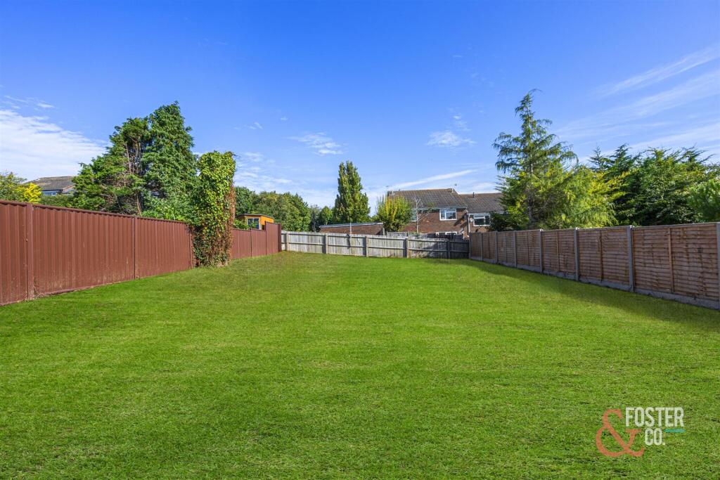 Mill Hill Close, 13-015(1).jpg