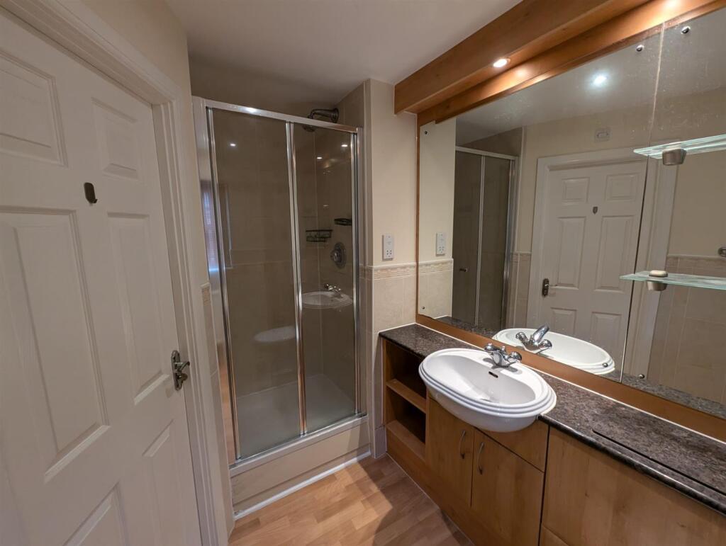 WhatsApp Image 2024-10-08 at 12.59.46_a130ef1e.jpg