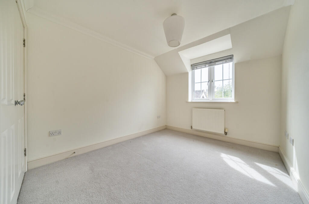 1347843-2-68b728d...