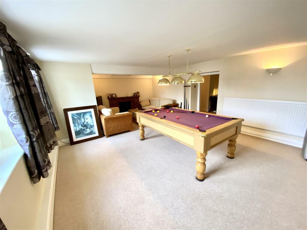 GAMES ROOM.jpeg