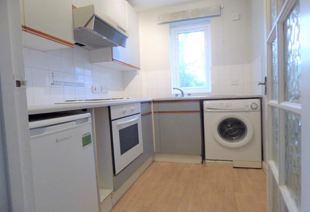 Fitted Kitchen