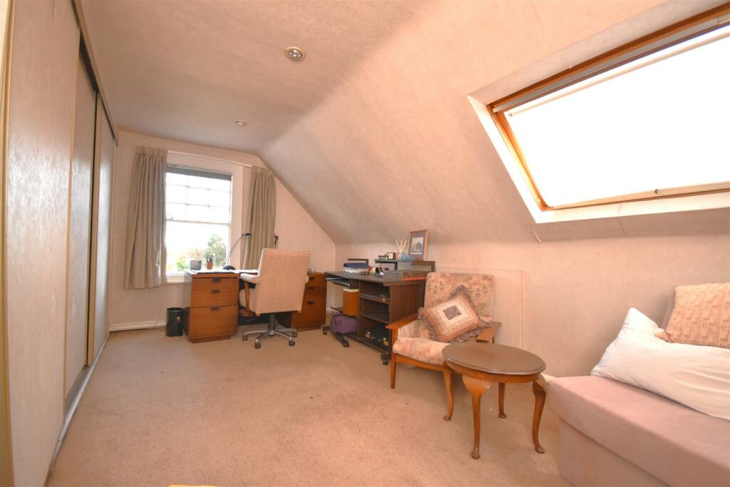 DSC_0195 - Copy (2).JPG