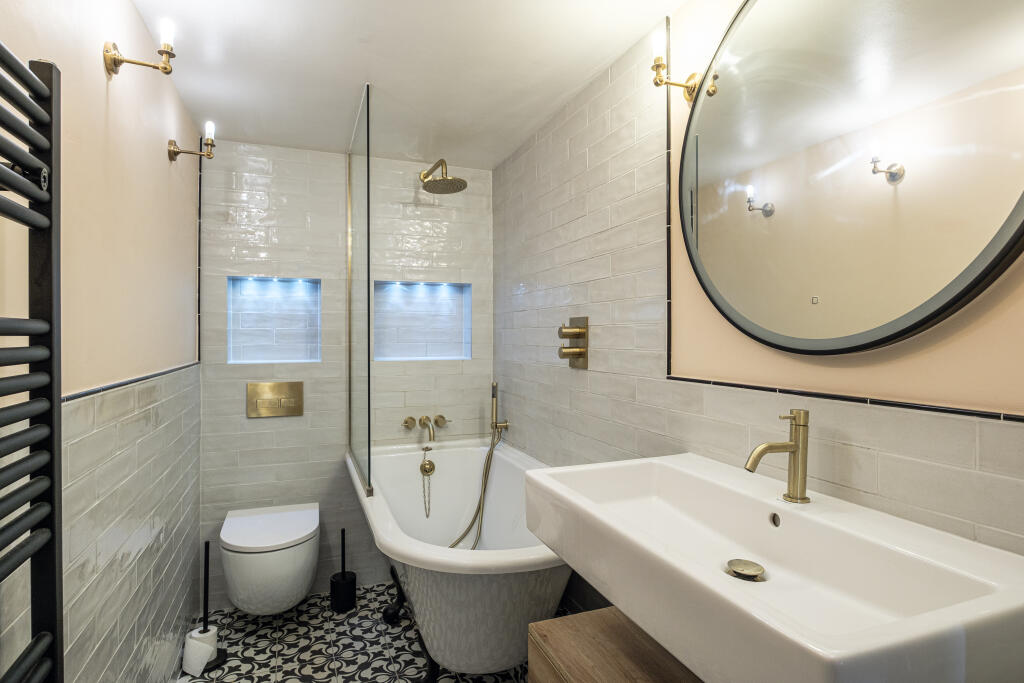 ACADEMY-APARTMENTS-32 (27).jpg