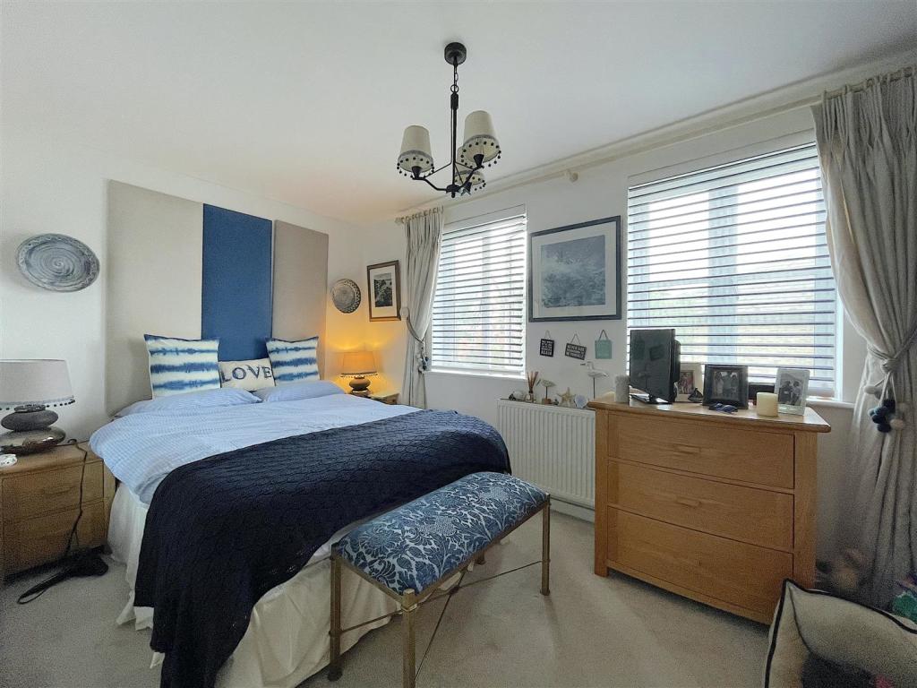 Bedroom One (1).jpeg