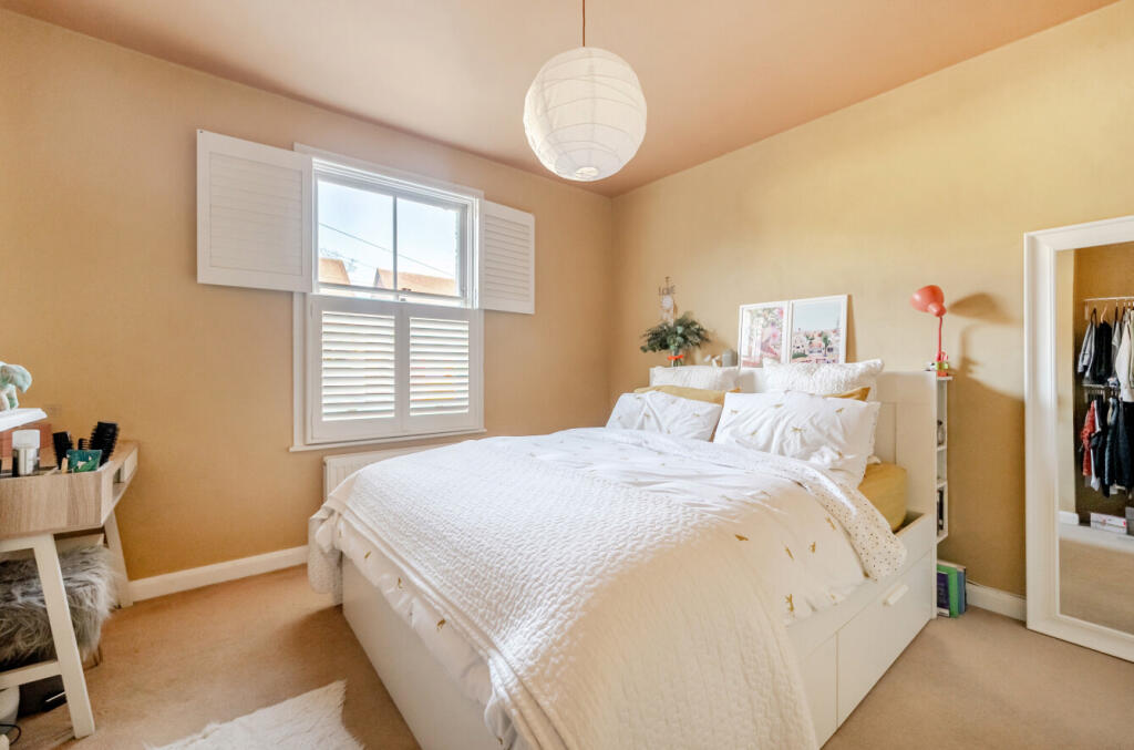 1387441-12-693fdc...