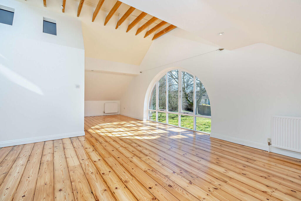 8640015-interior0...