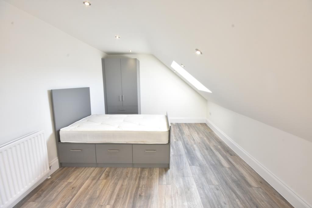 61 Forsyth Road pics11