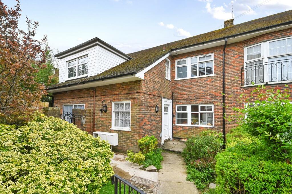 5-brompton-close-bn1 (11).jpeg
