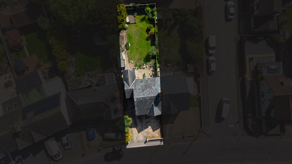 Plot Picture Love Lane_