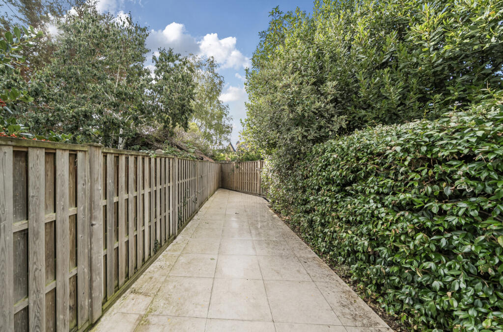 1350485-18-68c048...