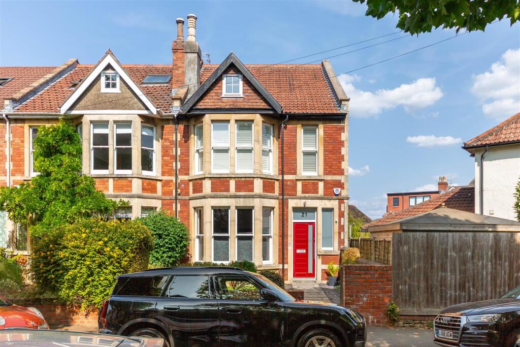 Dublin Crescent (7).jpg