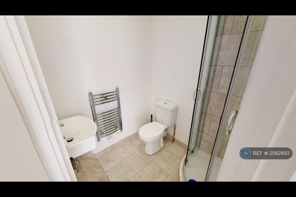 Room 4 Ensuite