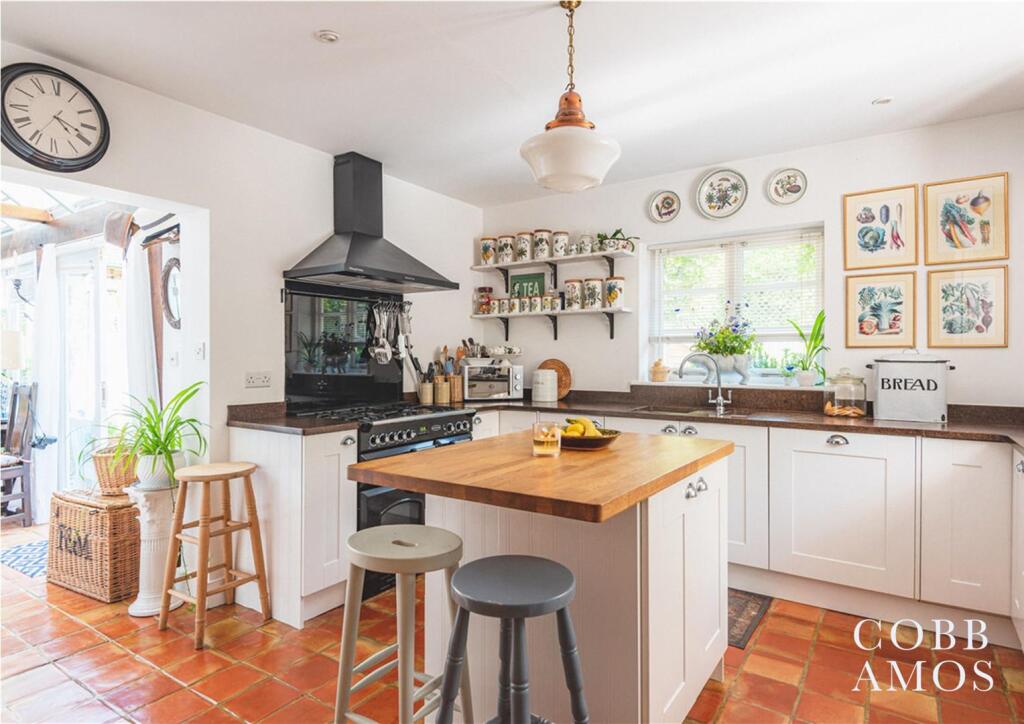 Brick Corner House 101.jpg