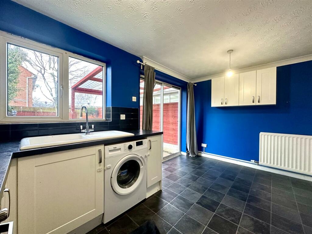 Breakfast Kitchen Aspect 3