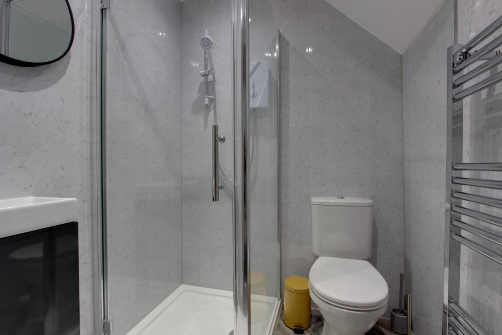 Flat 1 Shower Room