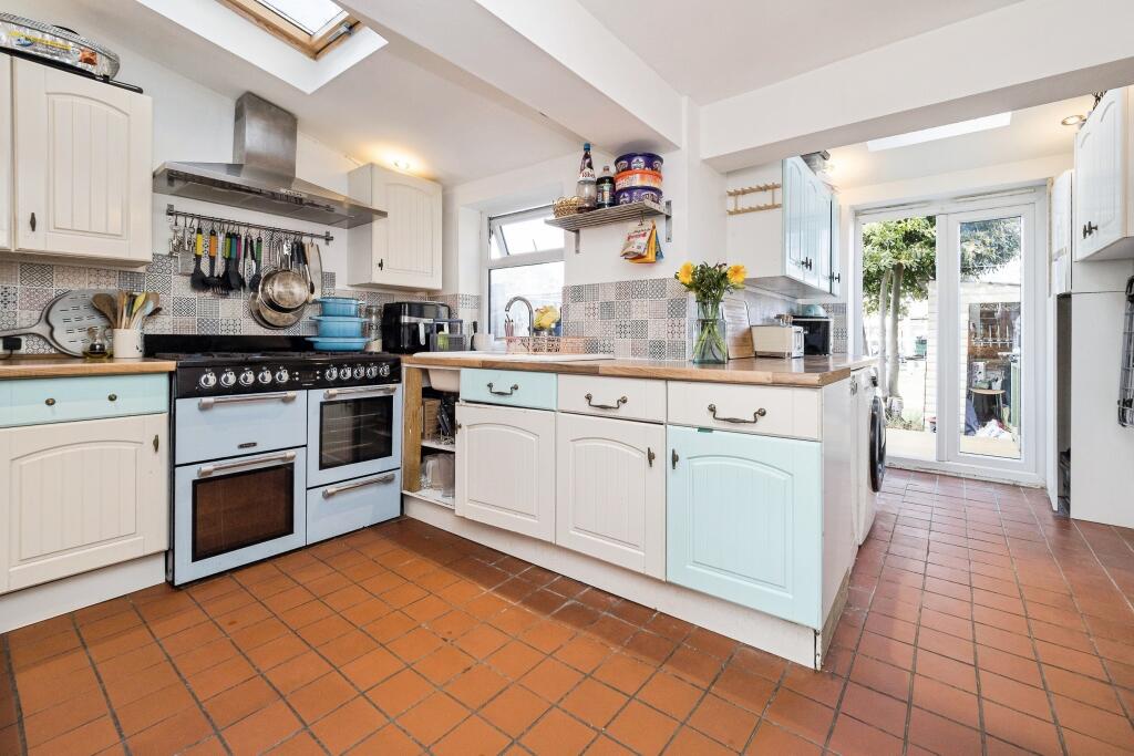 Kitchen angle