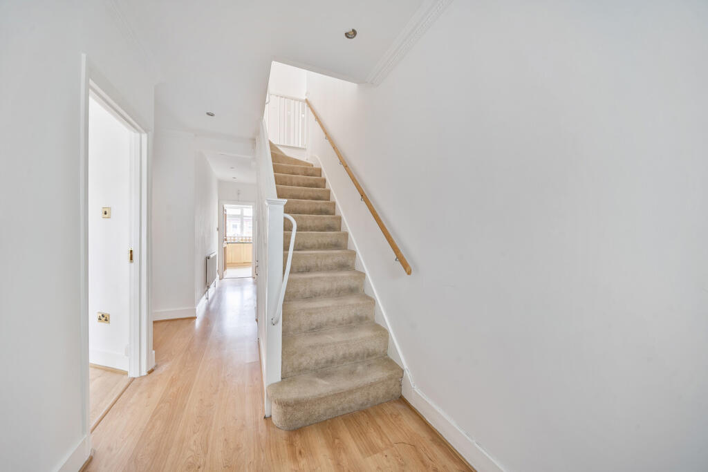 1326411-10-687fb6...