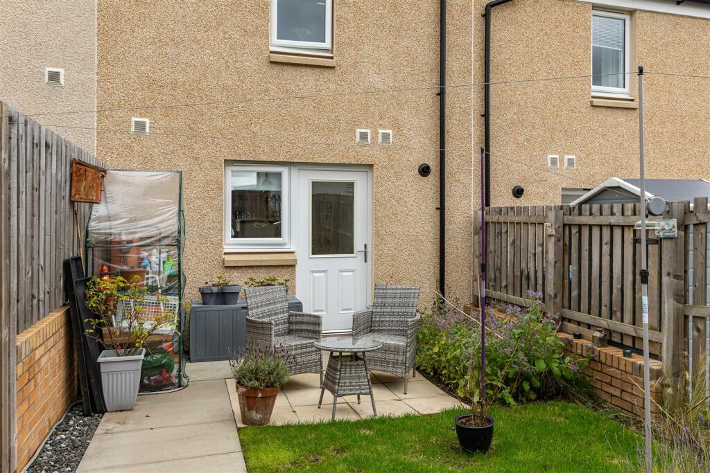 7 Knoll Park Mews Galashiels 29.JPG
