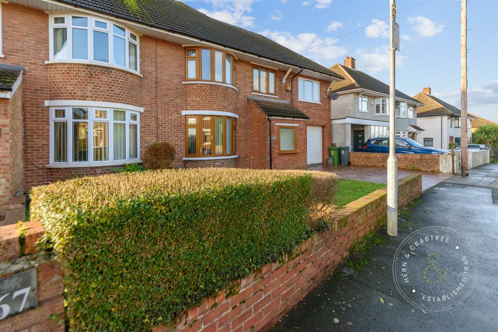 Elgar- Crescent-31.jpg