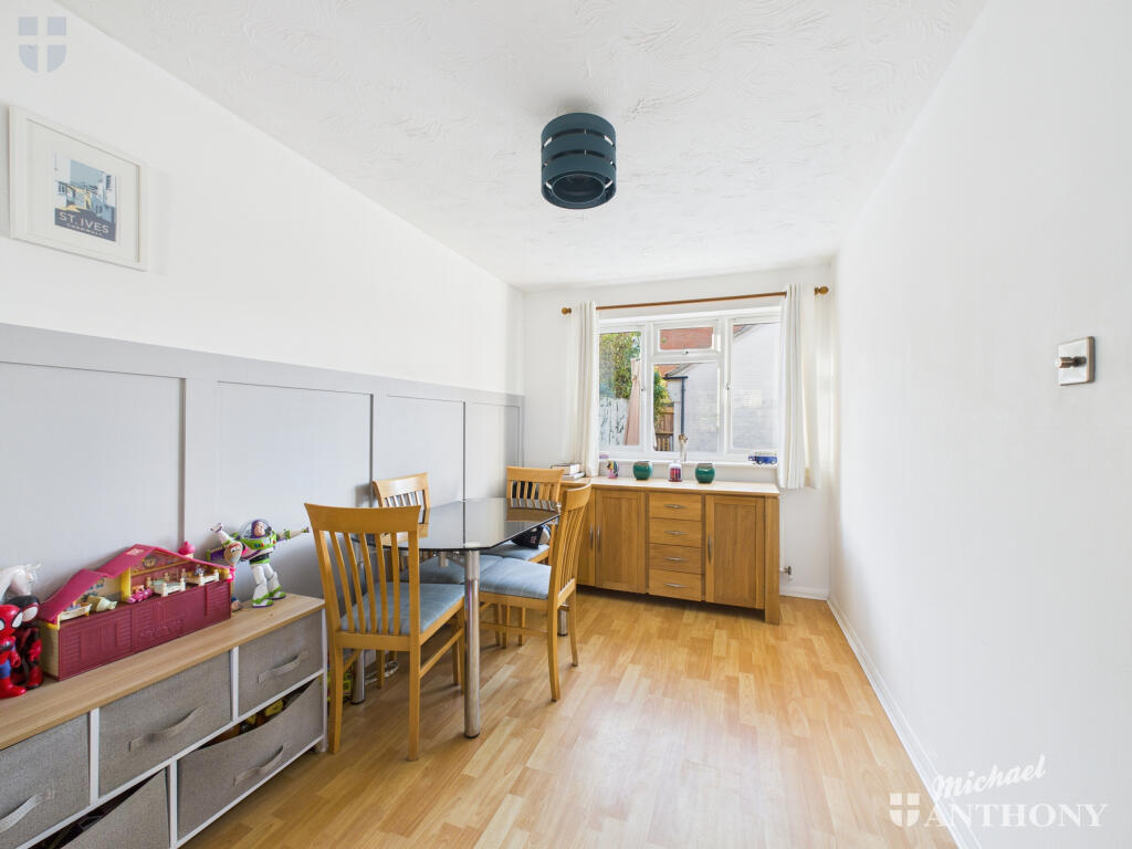 CAM03218G0-PR0831-STILL007