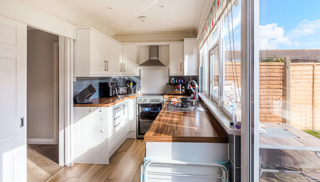 11 The Croft     ...