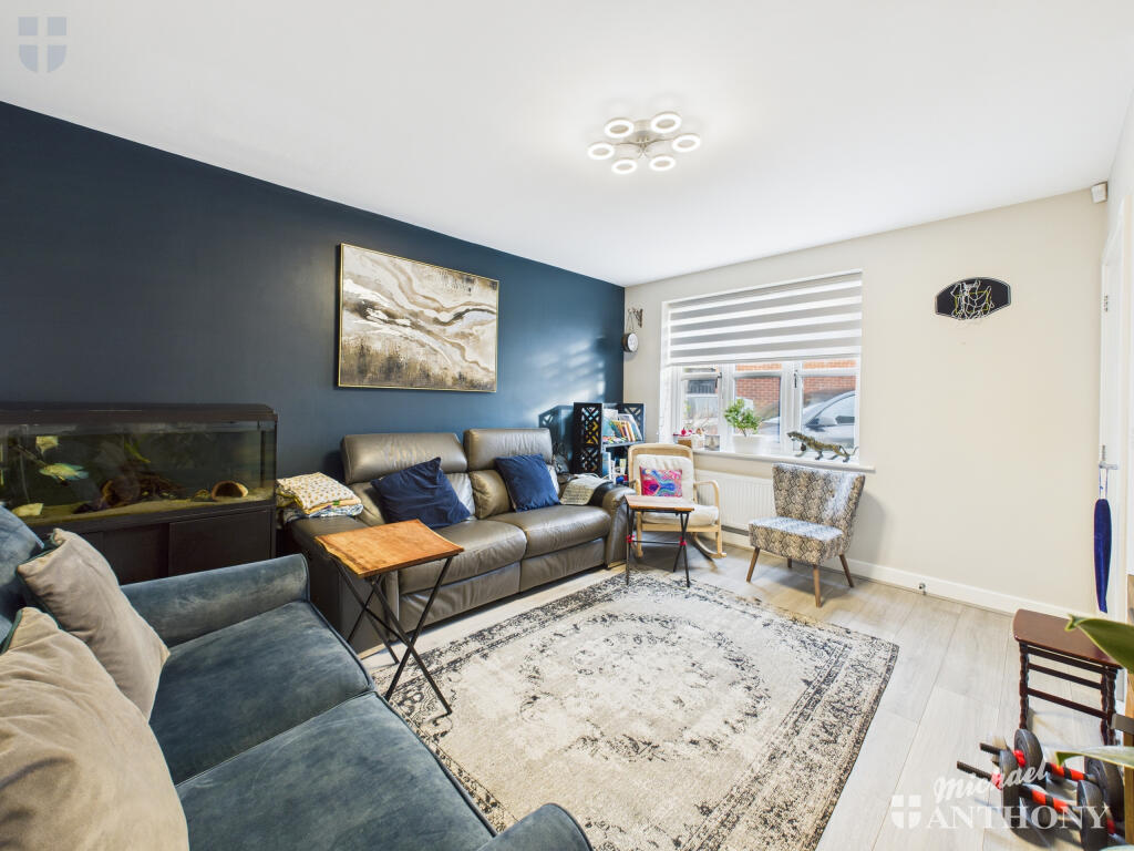 CAM03852G0-PR0493-STILL012