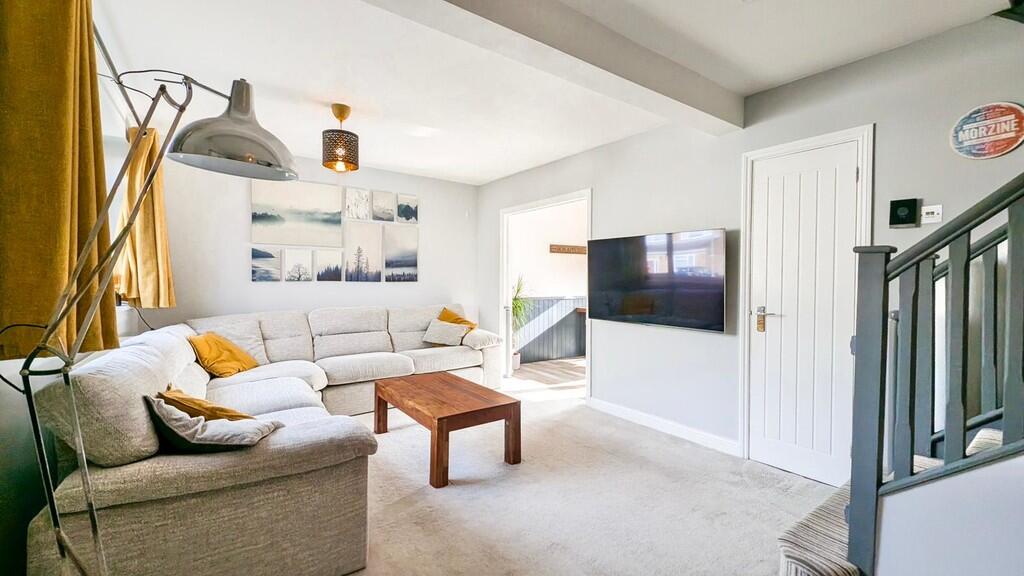 Faraday Road, Farnborough