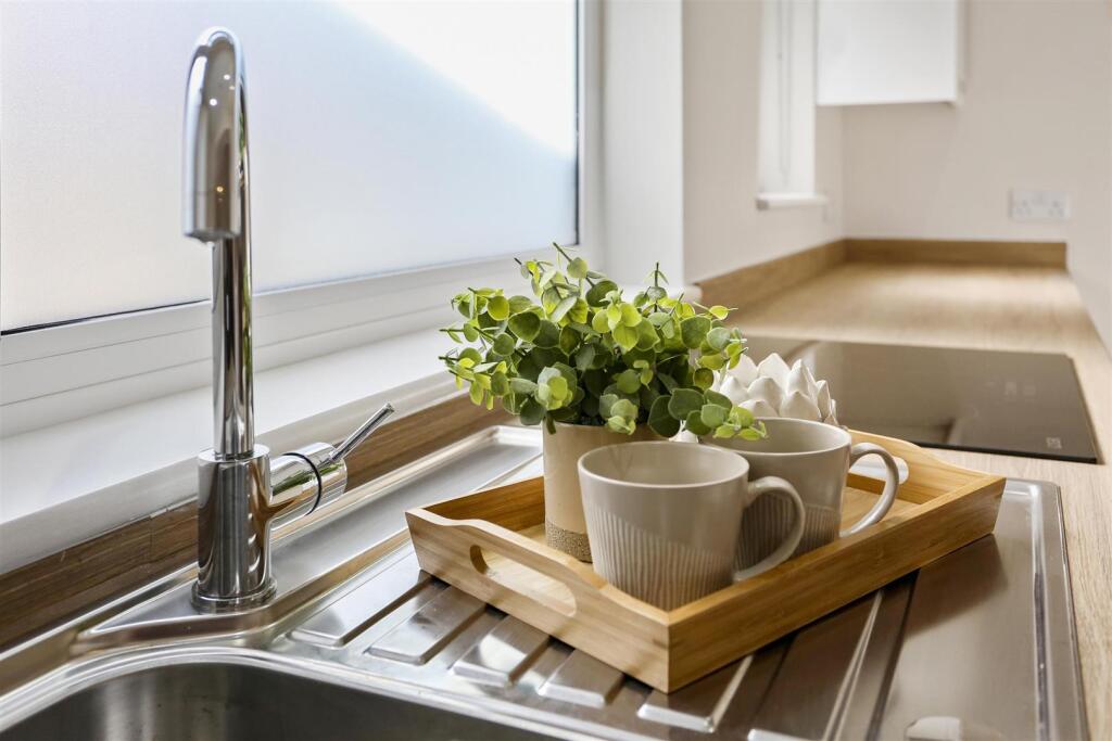 1512101255 - F10 - 12.jpg