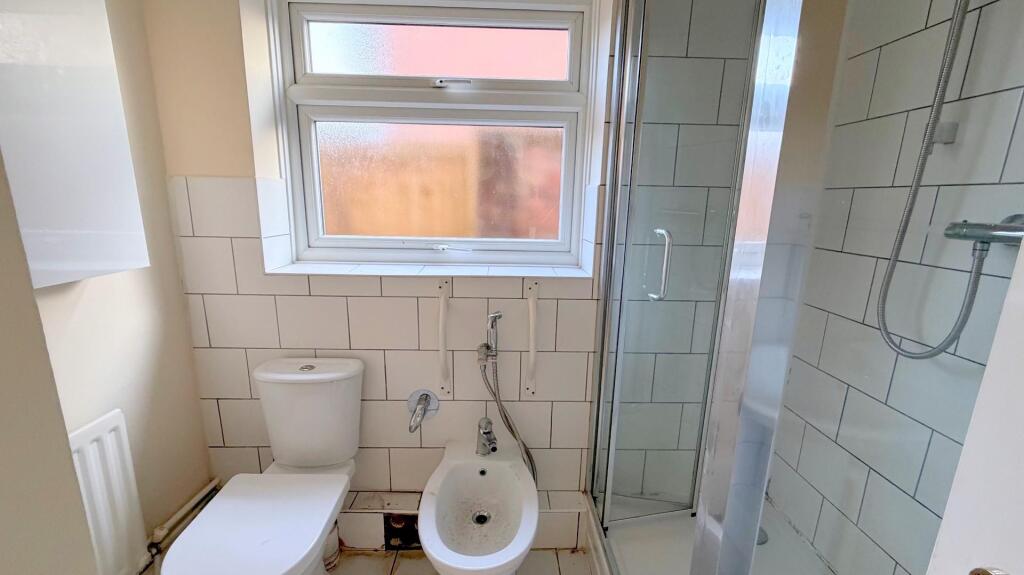 Shower Room/Wc