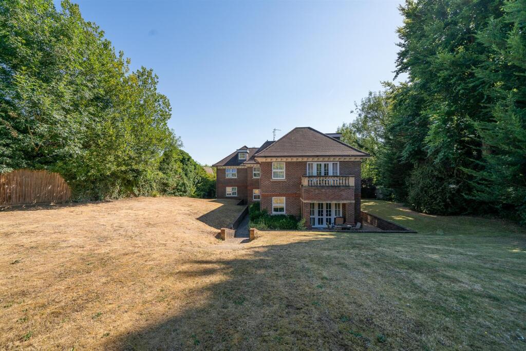 7-Brookfield-View-1026- rear view of apartment.jpg