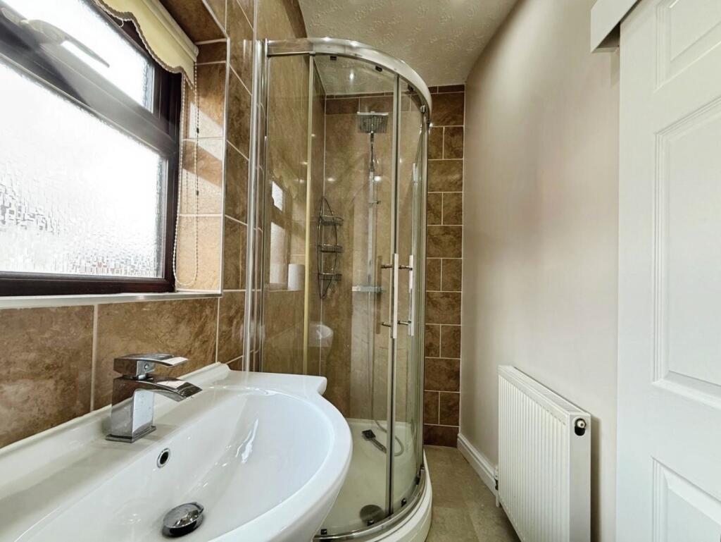 pbox-bathroom-338837.jpg