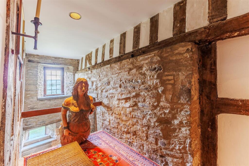 6R1A9909-HDR.jpg