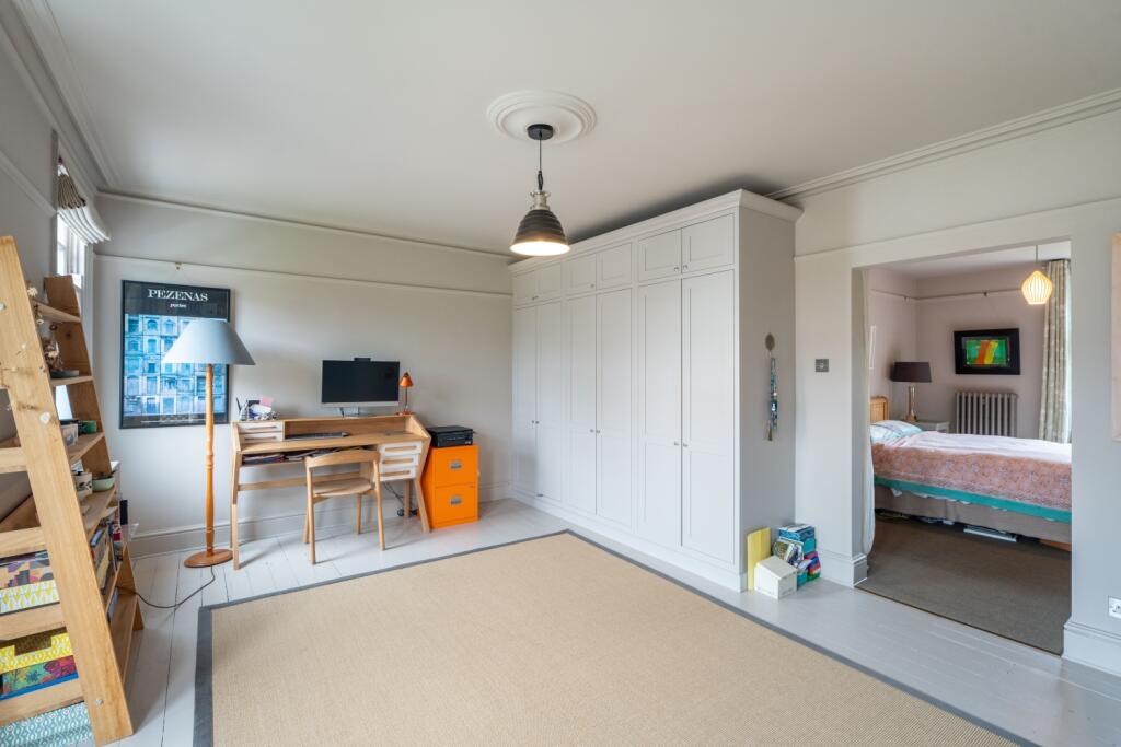 24 Lonsdale Road-04753