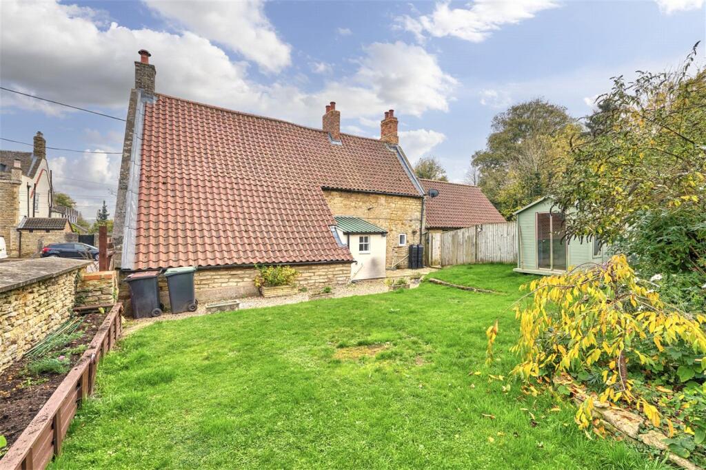 32 High Street Islip