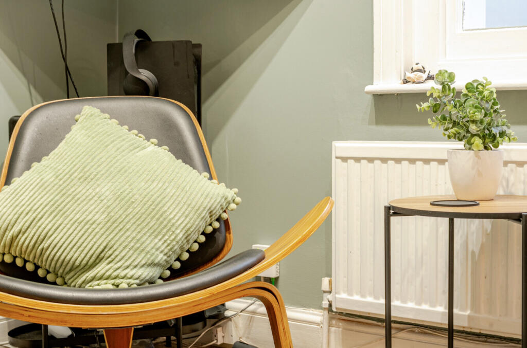 1346141-5-68b5e1a...