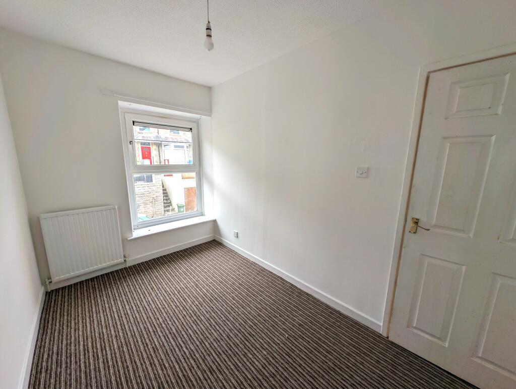 Bedroom2c