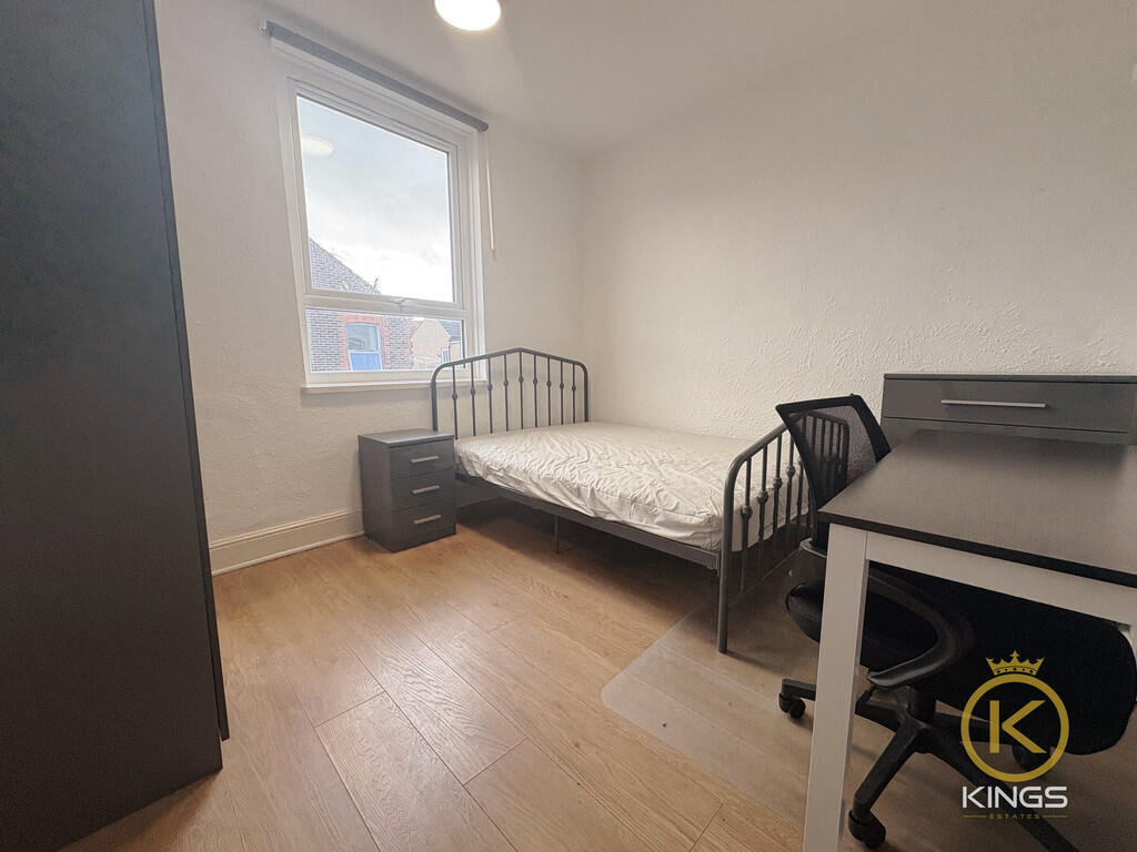 66 DEVONSHIRE AVE...