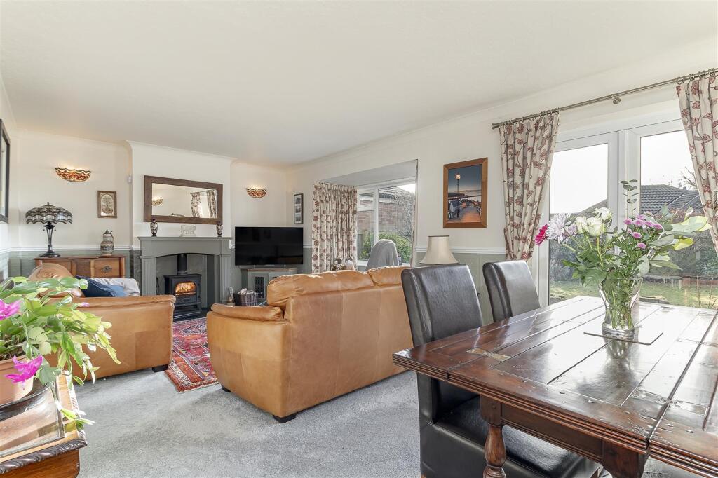 Living Dining Room - D.jpg