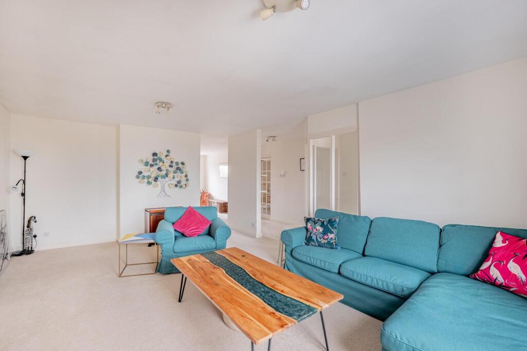 48d High Street - Internals-5.jpg