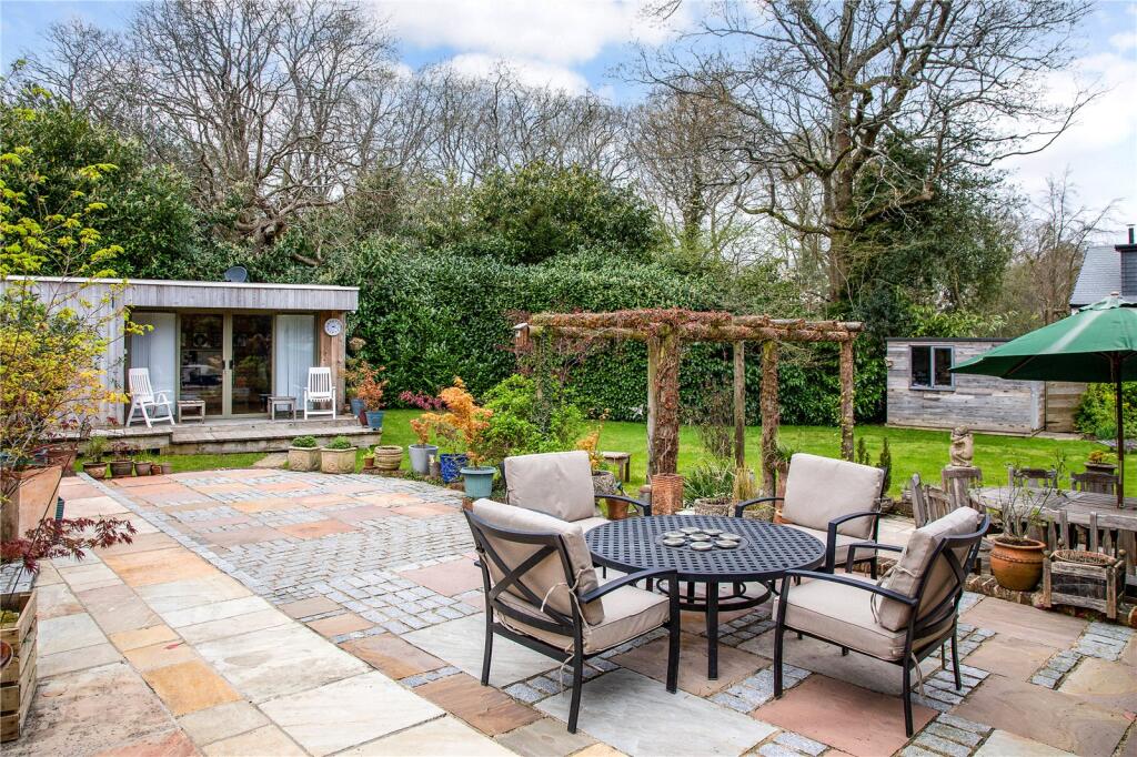 Outdoor Entertaining
