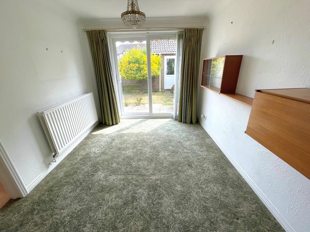 12 Acorn Close Di...