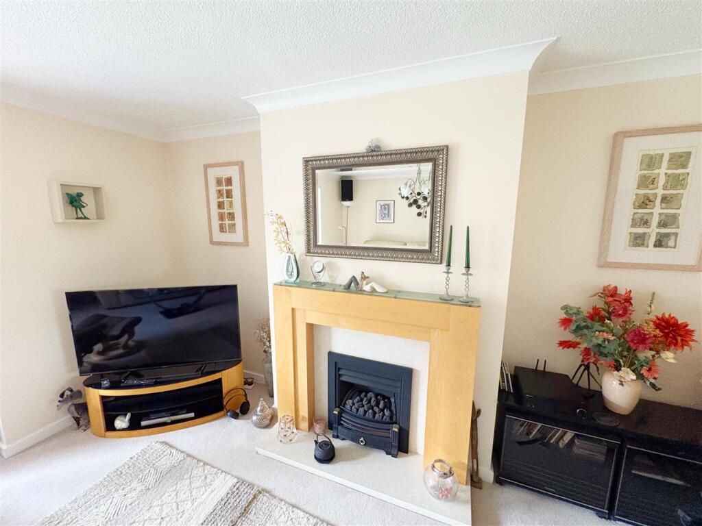 Lounge fireplace.jpg