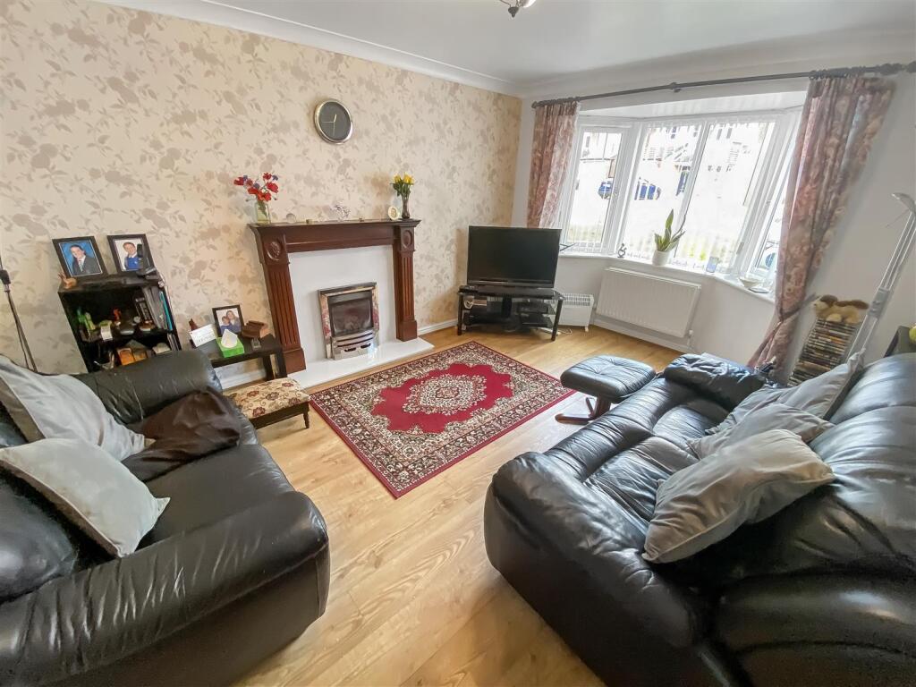 Living Room.jpg