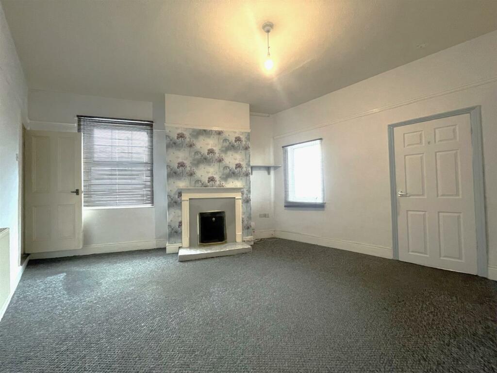 WhatsApp Image 2024-11-22 at 09.06.26 (1).jpeg